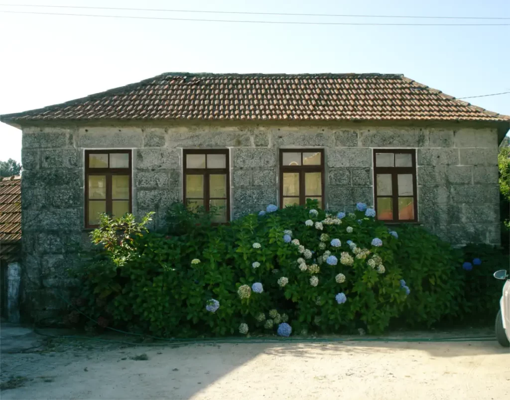 An old house building is now part of a senior residence