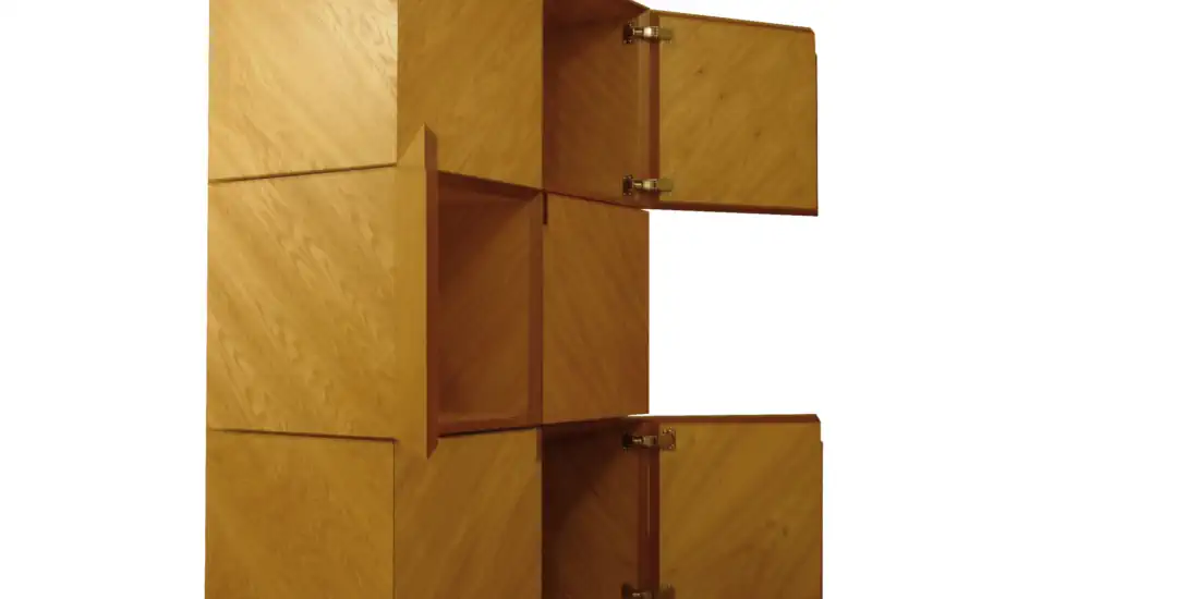 Flexible cupboard