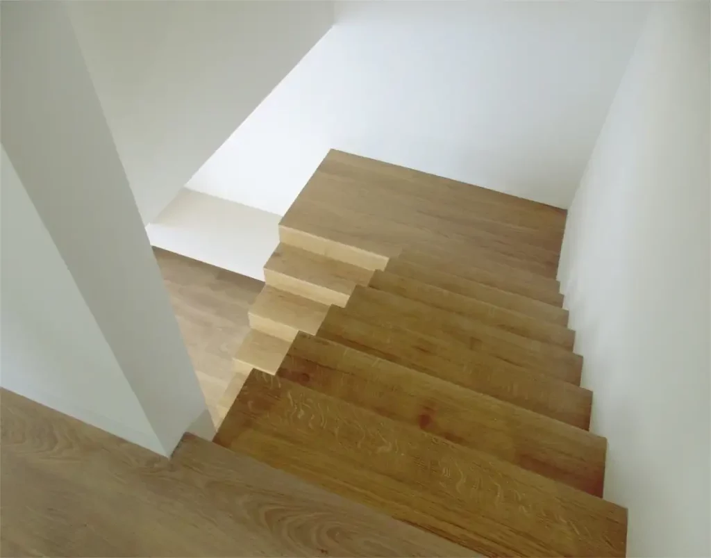 Wood stairs in portuguese oak